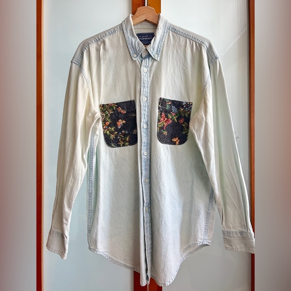 Oversized denim shirt with vintage pocket detailing - Picture 1 of 5